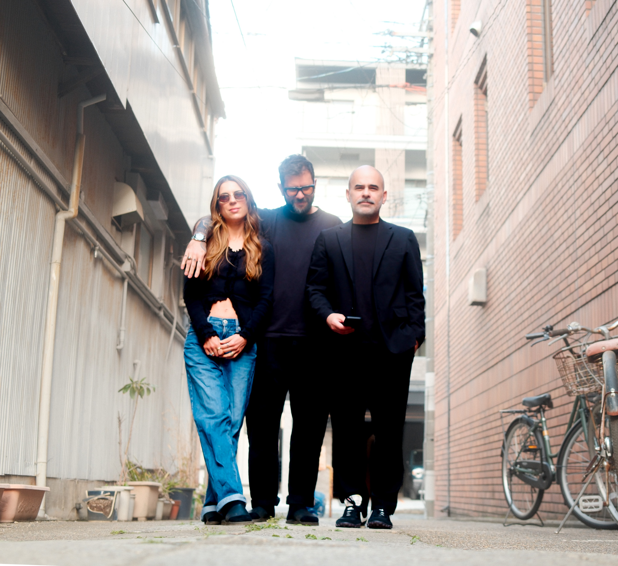 Iris Fuzaro, Lucas Mayer, Erick Rosa